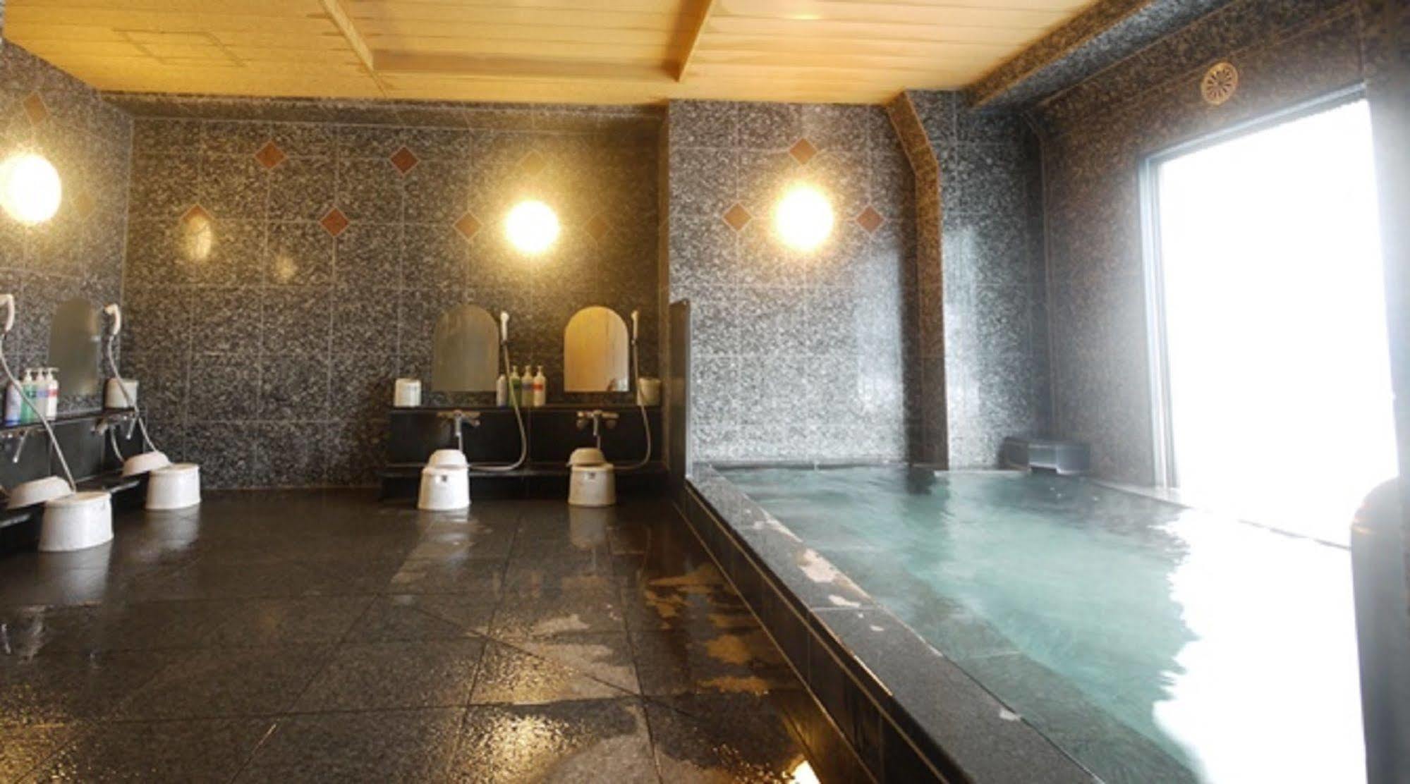 Hotel Route-Inn Yokohama Bashamichi Dış mekan fotoğraf